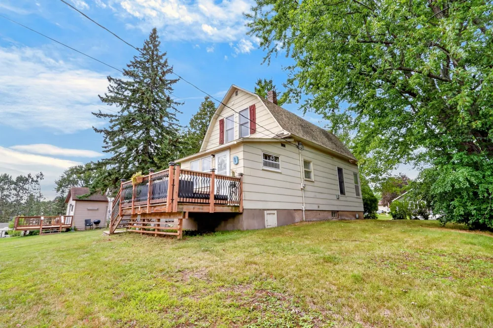 204 Dudley Avenue Coleraine, MN 55722