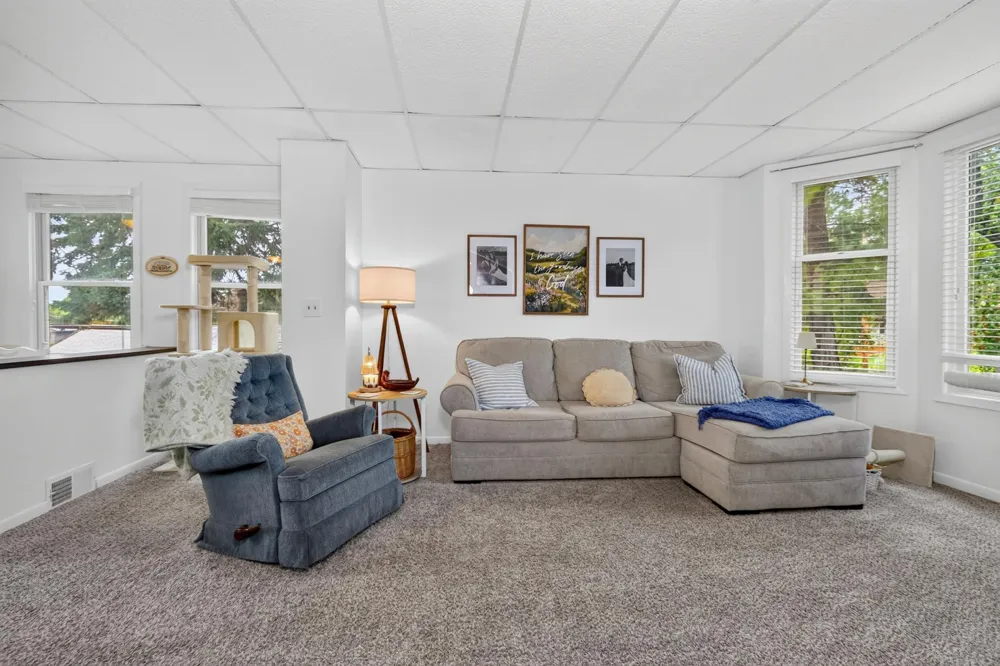 204 Dudley Avenue Coleraine, MN 55722