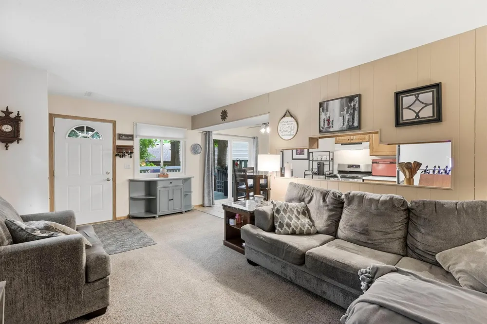 2779 Upland Court Plymouth, MN 55447
