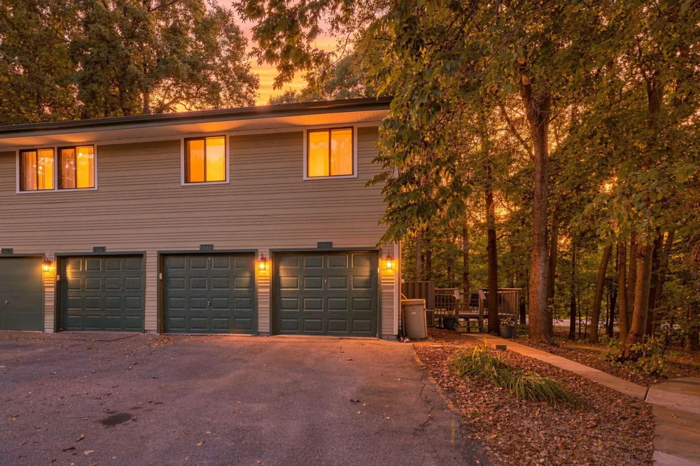 2779 Upland Court Plymouth, MN 55447