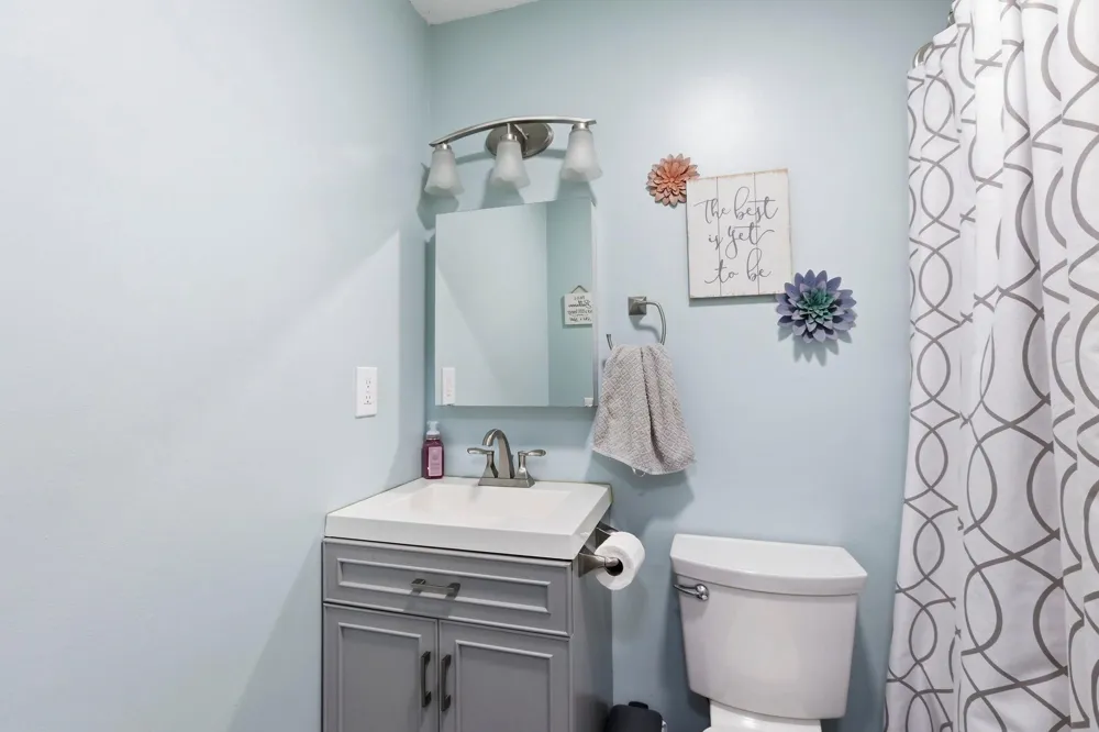 2779 Upland Court Plymouth, MN 55447