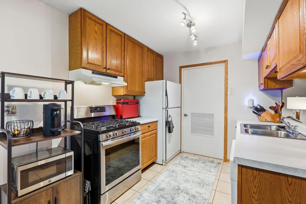 2779 Upland Court Plymouth, MN 55447