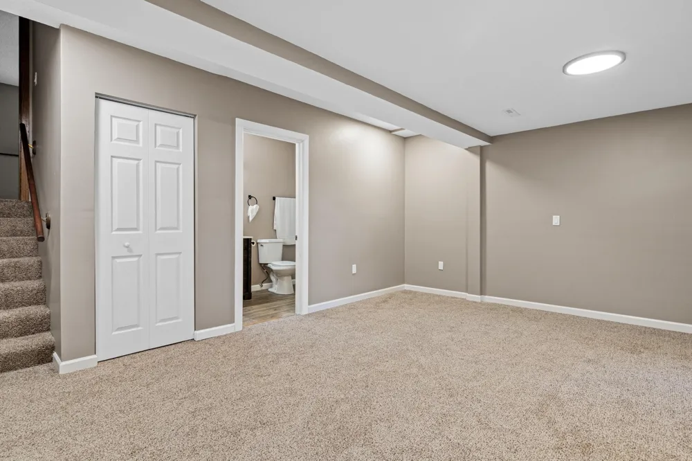 7855 Polaris Lane Maple Grove, MN 55311