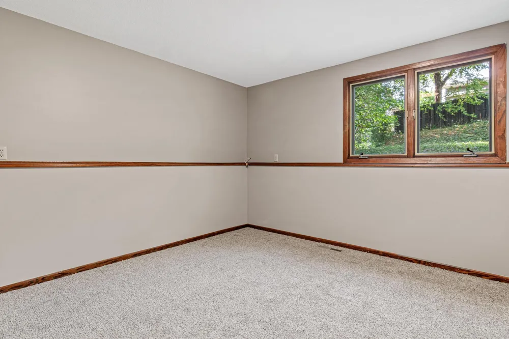 7855 Polaris Lane Maple Grove, MN 55311