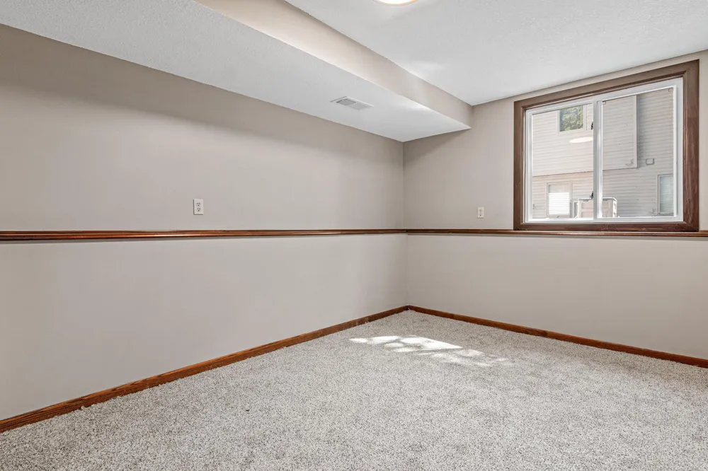 7855 Polaris Lane Maple Grove, MN 55311