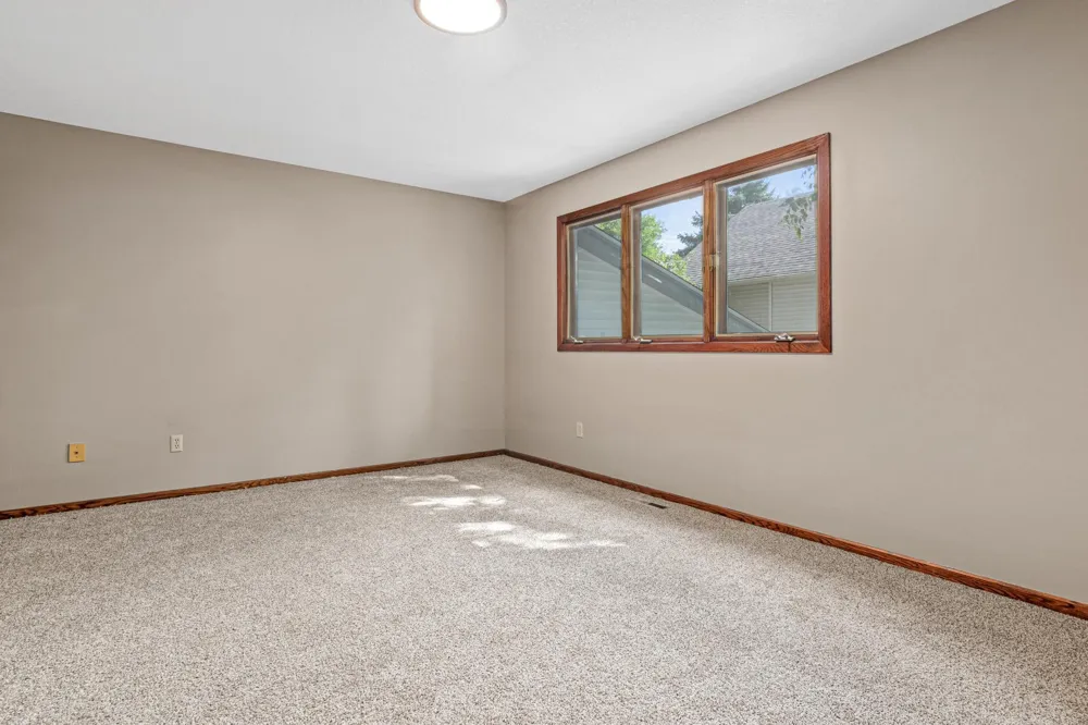 7855 Polaris Lane Maple Grove, MN 55311