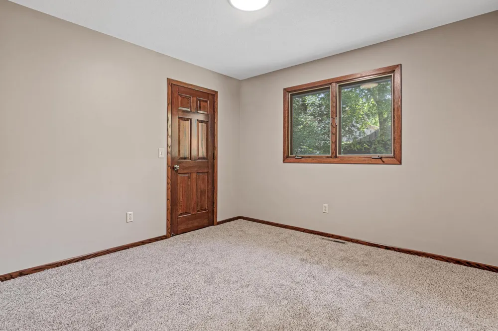 7855 Polaris Lane Maple Grove, MN 55311