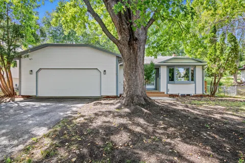 7855 Polaris Lane