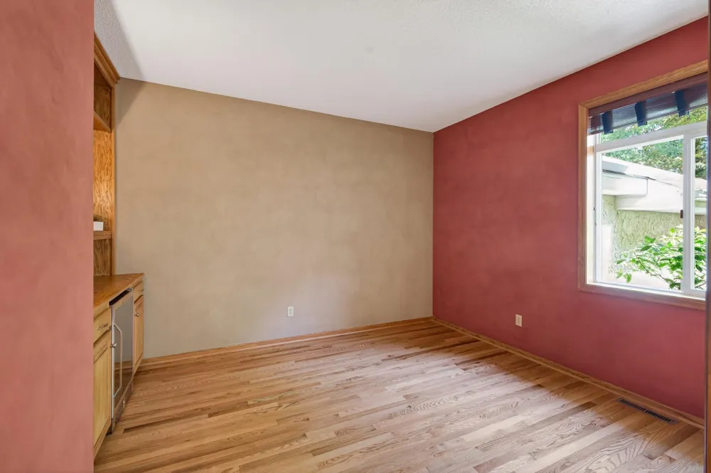 370 Mendota Road W West Saint Paul, MN 55118