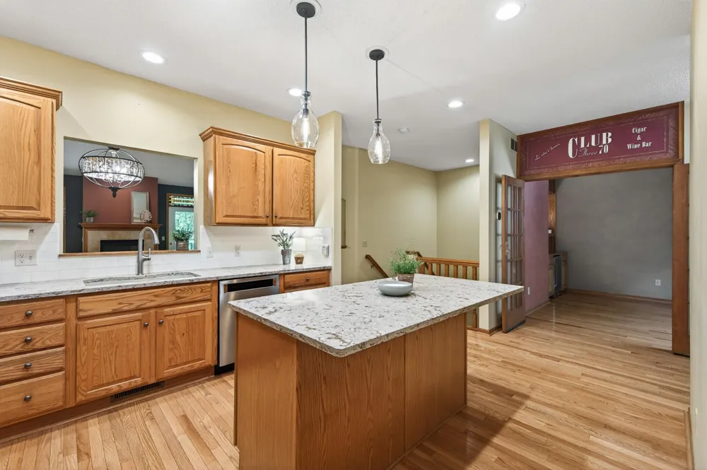 370 Mendota Road W West Saint Paul, MN 55118