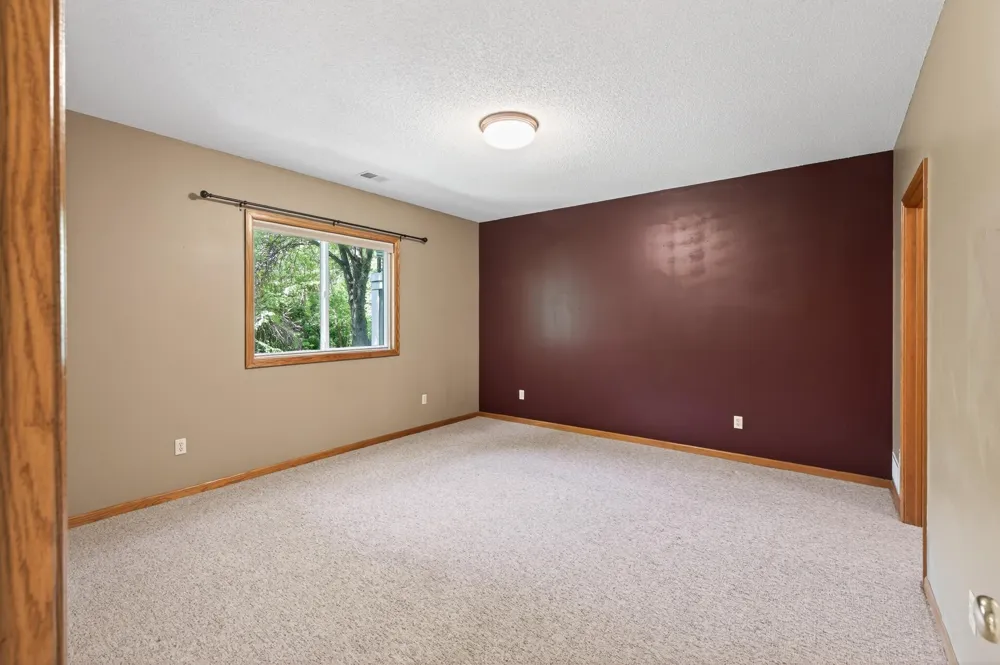 370 Mendota Road W West Saint Paul, MN 55118