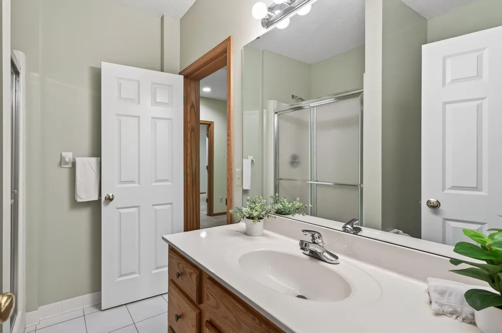 370 Mendota Road W West Saint Paul, MN 55118