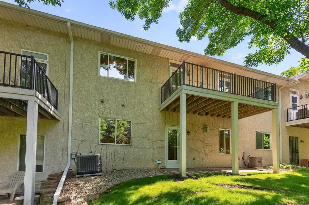 370 Mendota Road W West Saint Paul, MN 55118