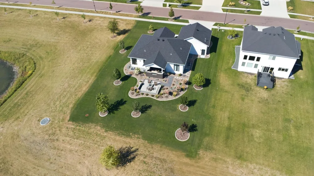 3282 47th Avenue S Fargo, ND 58104