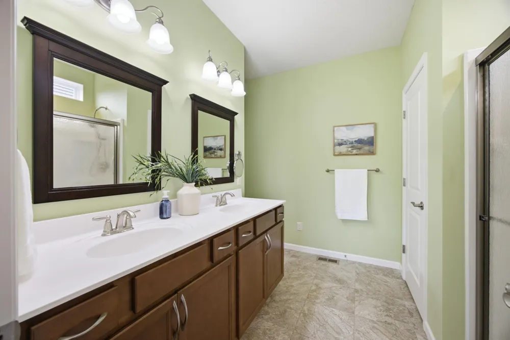 8270 Arrowwood Lane Maple Grove, MN 55369