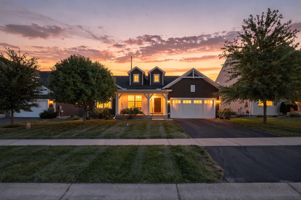 8270 Arrowwood Lane Maple Grove, MN 55369