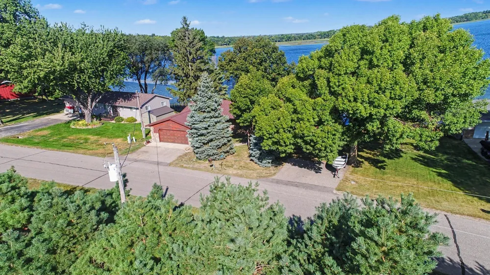 3235 Lake Andrew Road SW Alexandria, MN 56308