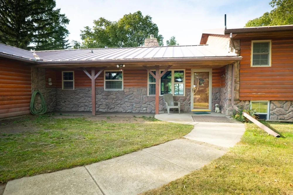 3235 Lake Andrew Road SW Alexandria, MN 56308
