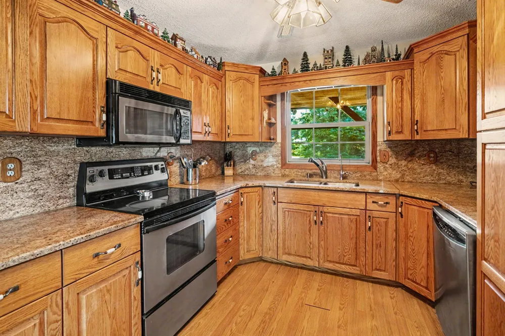 3235 Lake Andrew Road SW Alexandria, MN 56308