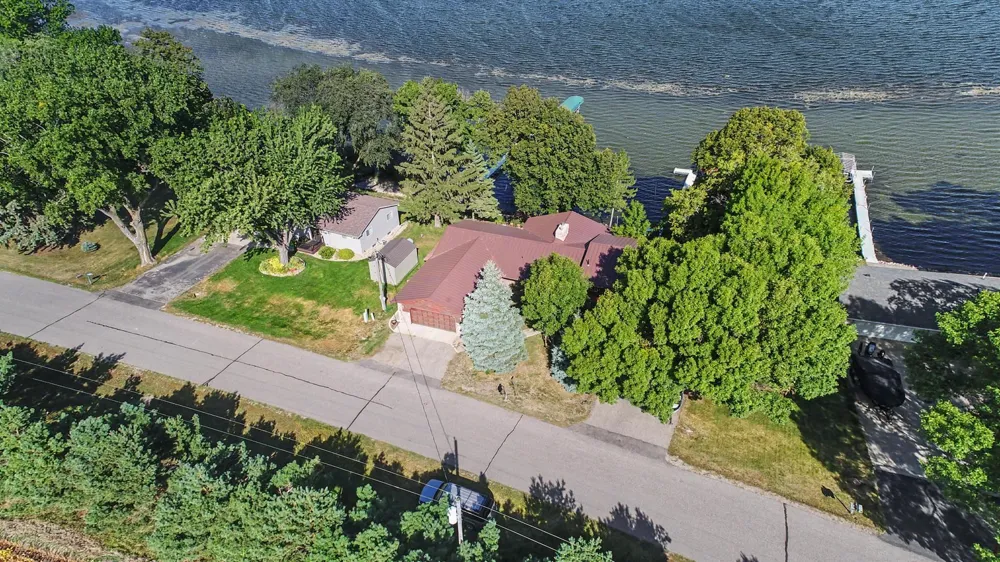 3235 Lake Andrew Road SW Alexandria, MN 56308