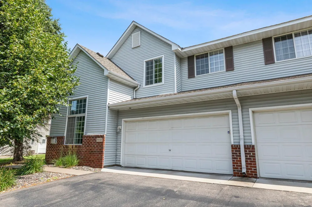 9050 Merrimac Lane Maple Grove, MN 55311