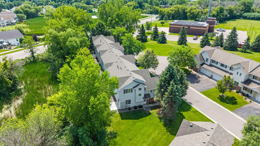 9050 Merrimac Lane Maple Grove, MN 55311