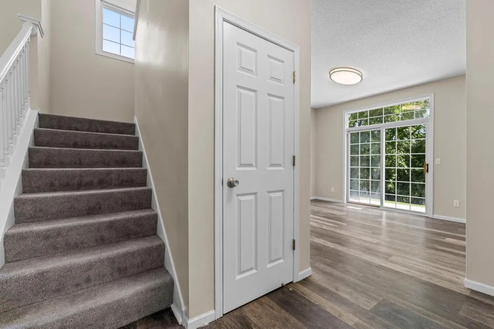 9050 Merrimac Lane Maple Grove, MN 55311