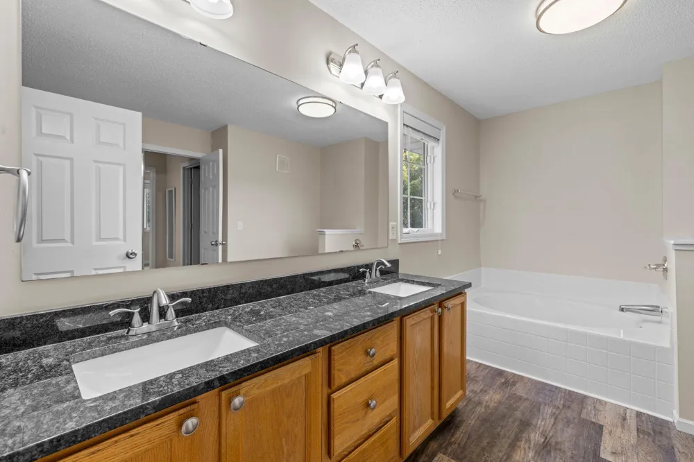 9050 Merrimac Lane Maple Grove, MN 55311