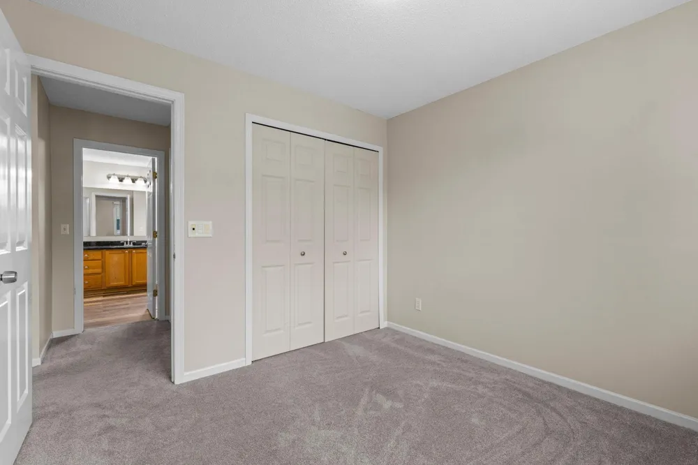 9050 Merrimac Lane Maple Grove, MN 55311
