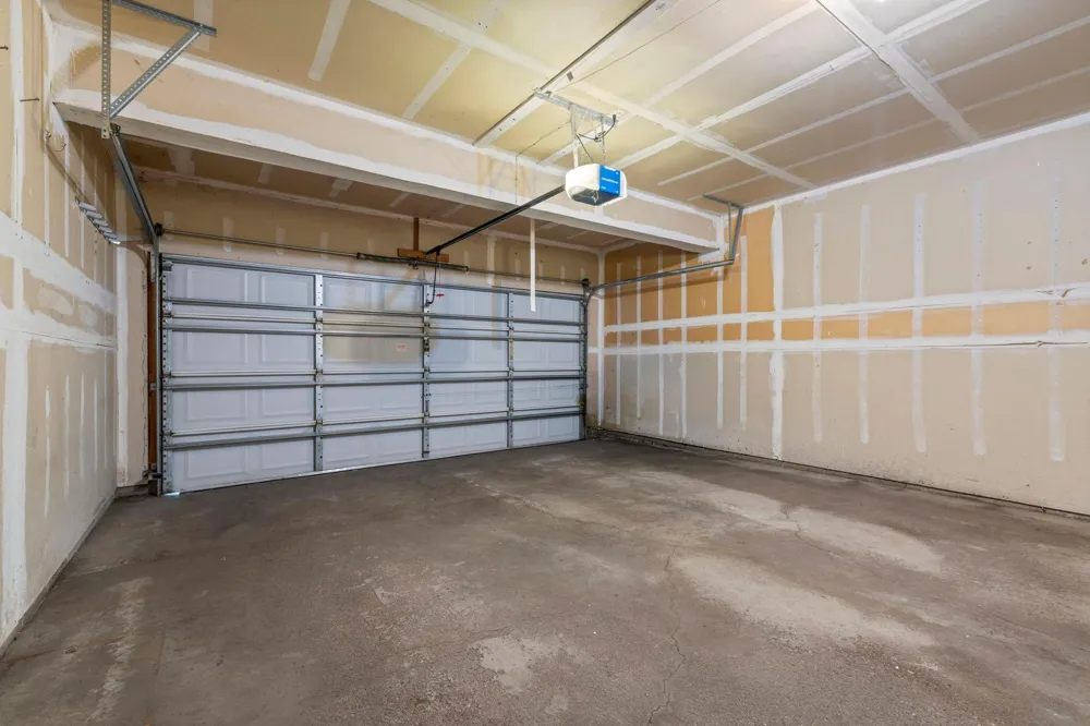 9050 Merrimac Lane Maple Grove, MN 55311