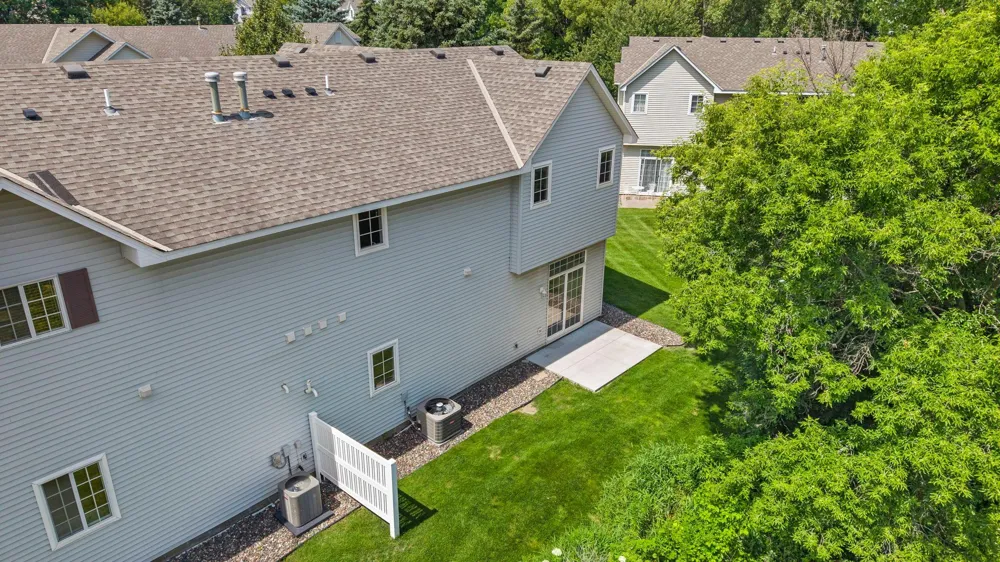 9050 Merrimac Lane Maple Grove, MN 55311