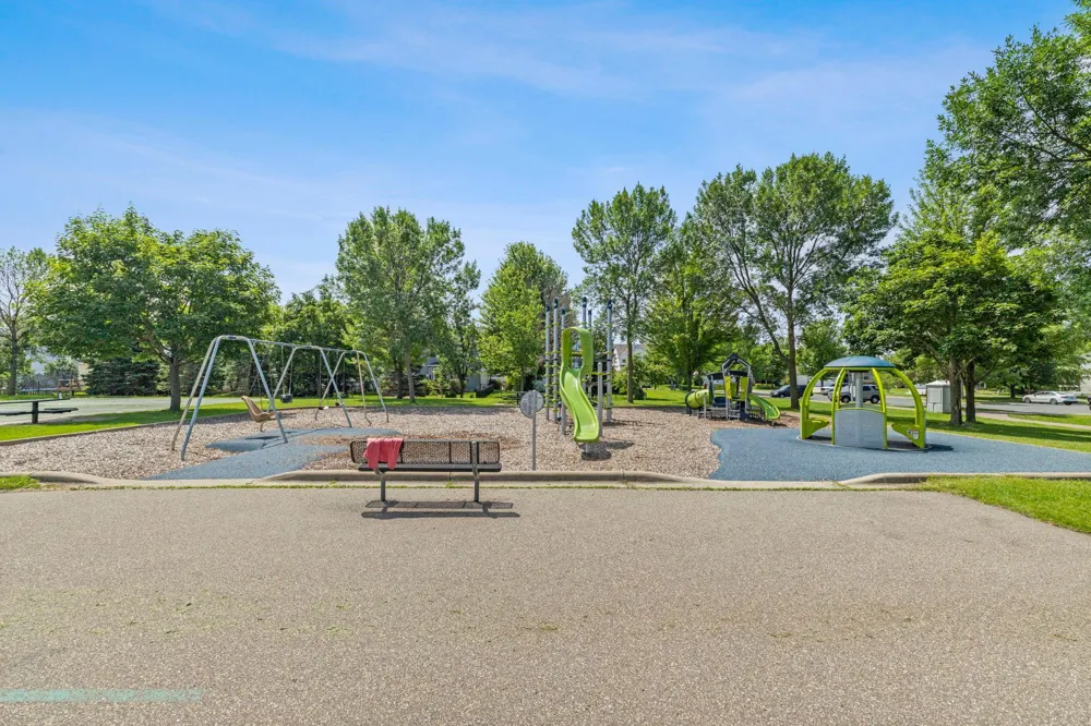 9050 Merrimac Lane Maple Grove, MN 55311
