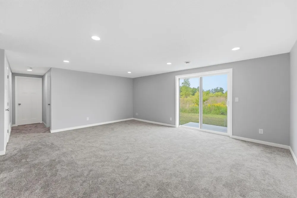 977 45th Avenue NE Saint Cloud, MN 56304