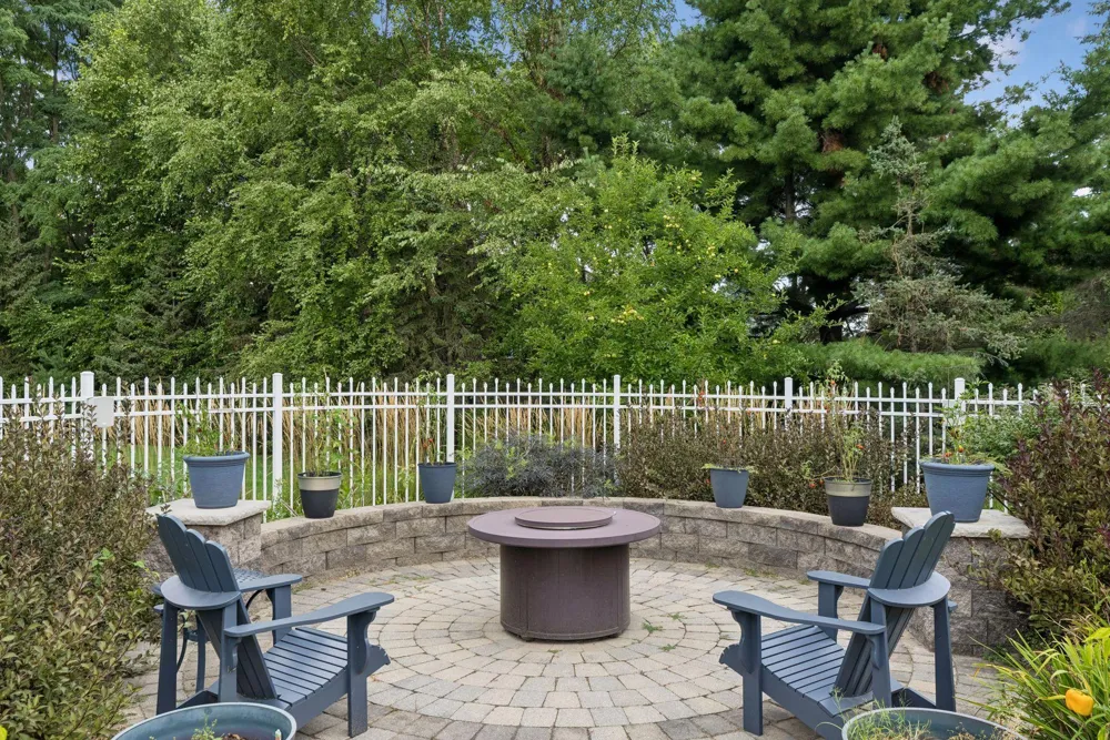 3 Scotch Pine Lane North Oaks, MN 55127