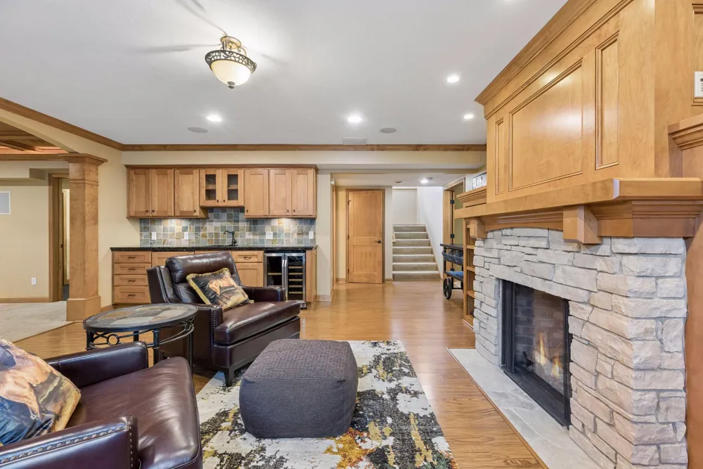 3 Scotch Pine Lane North Oaks, MN 55127