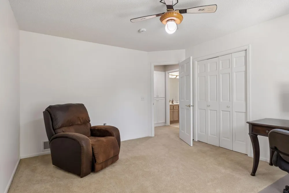 3 Scotch Pine Lane North Oaks, MN 55127