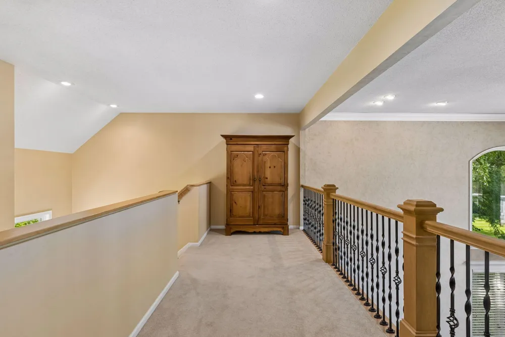 3 Scotch Pine Lane North Oaks, MN 55127