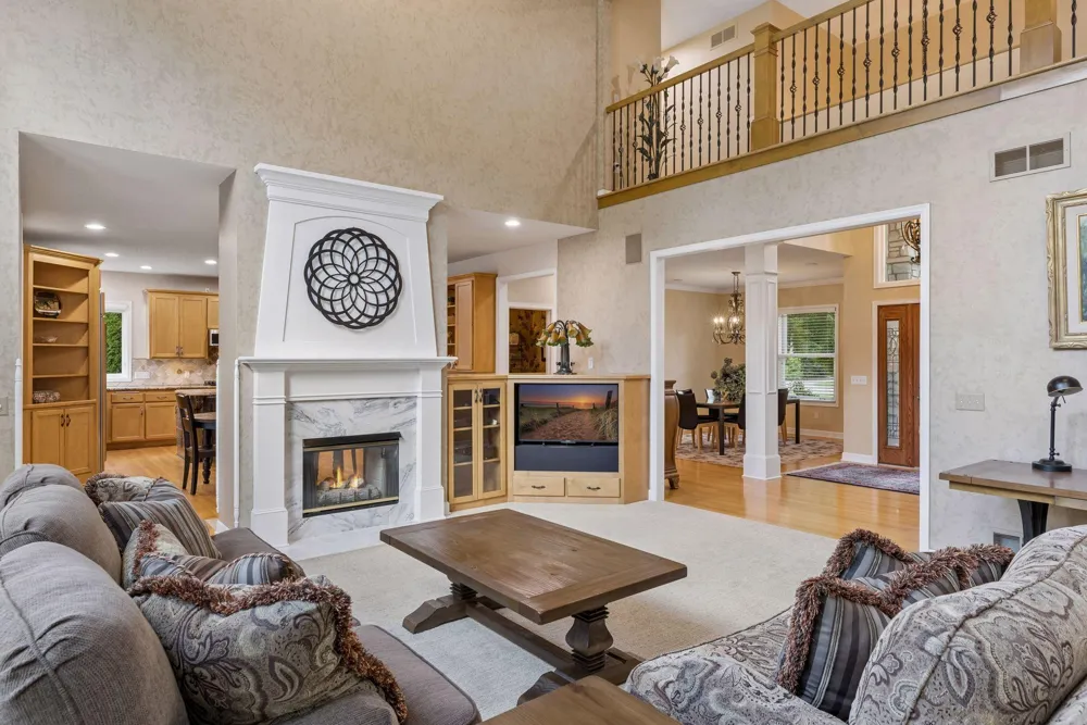 3 Scotch Pine Lane North Oaks, MN 55127