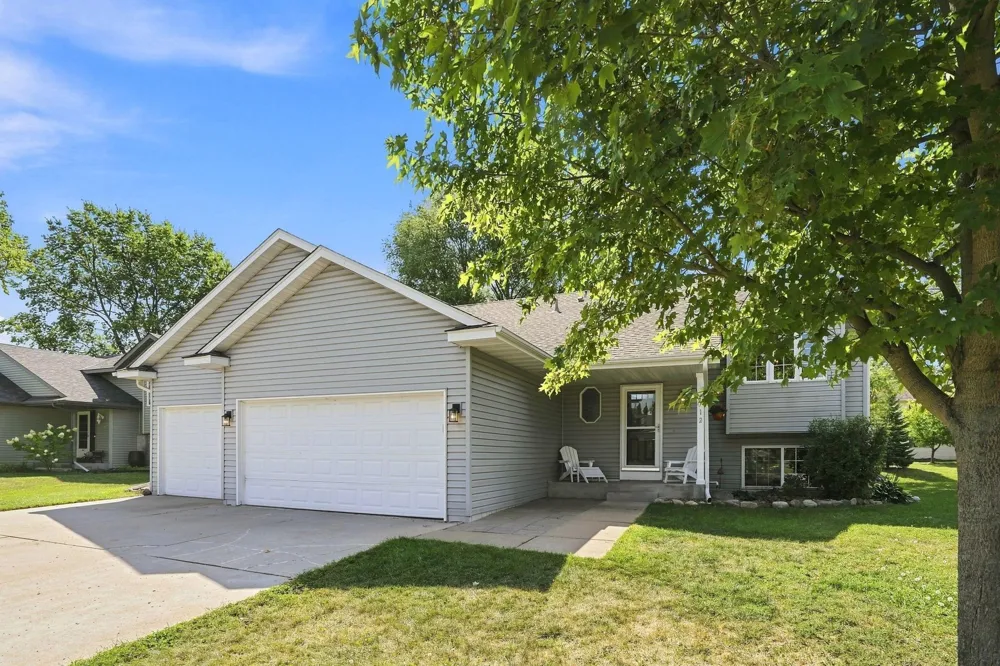712 Sunset Street Buffalo, MN 55313