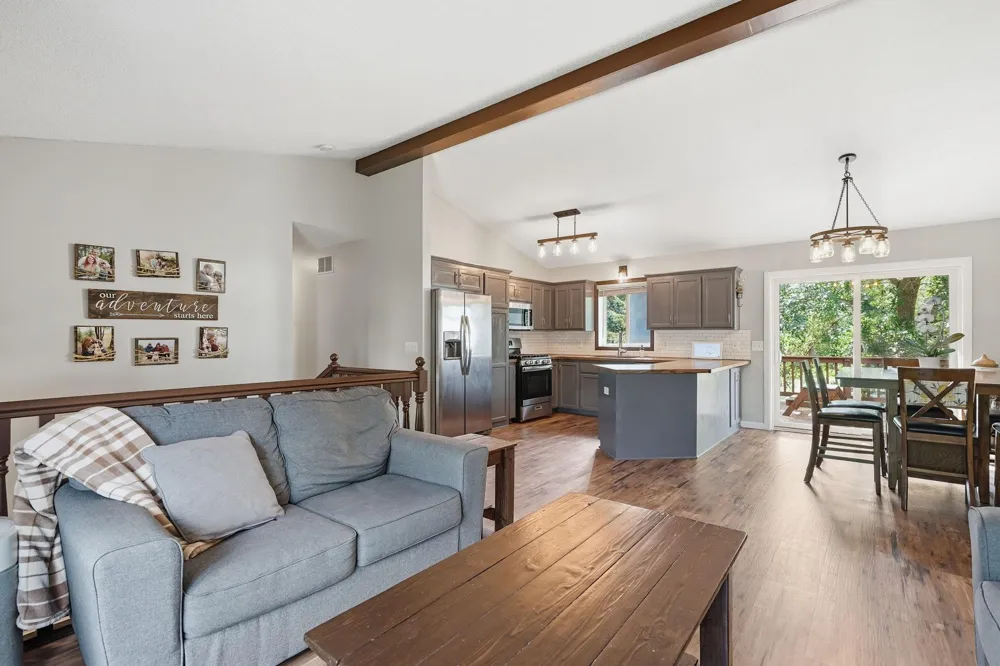 712 Sunset Street Buffalo, MN 55313
