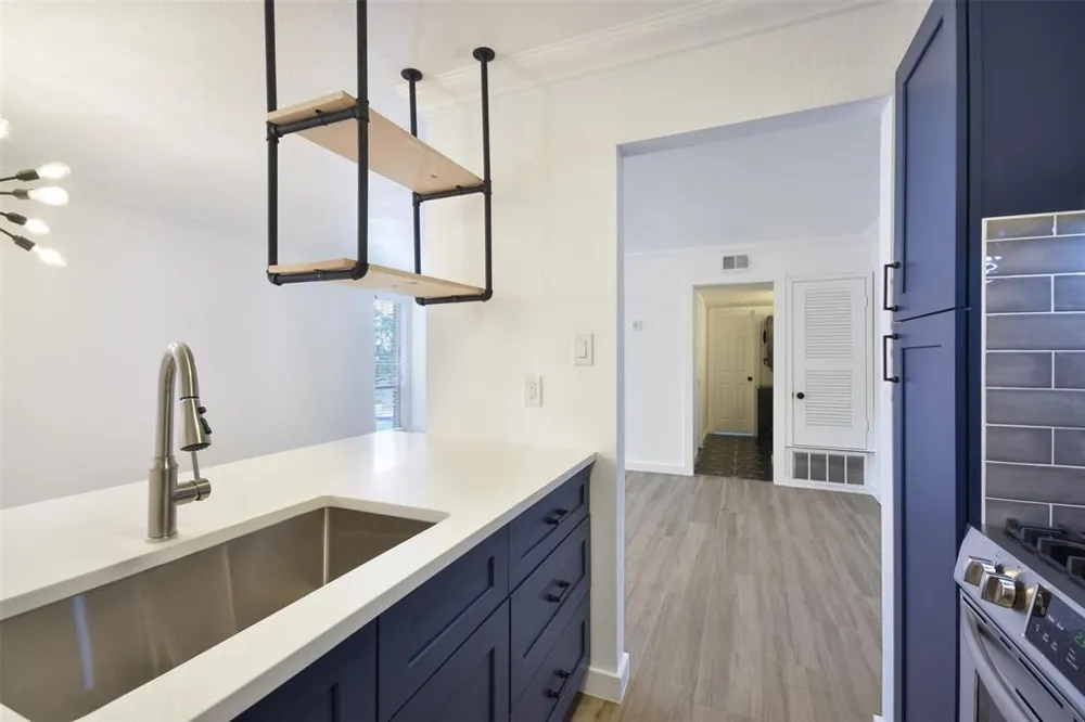 3431 North Hills Drive #126 Austin, TX 78731