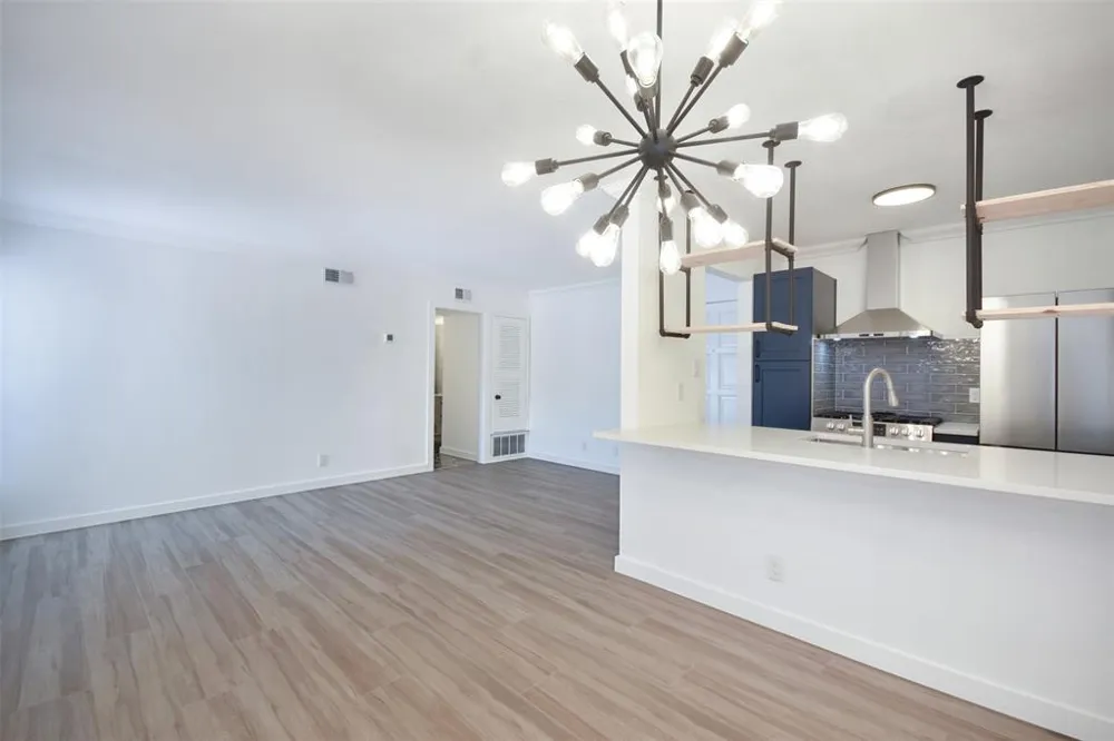 3431 North Hills Drive #126 Austin, TX 78731