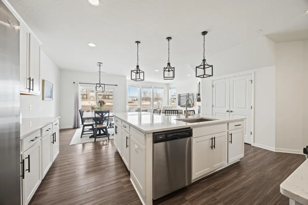 7161 Walnut Grove Way Maple Grove, MN 55311