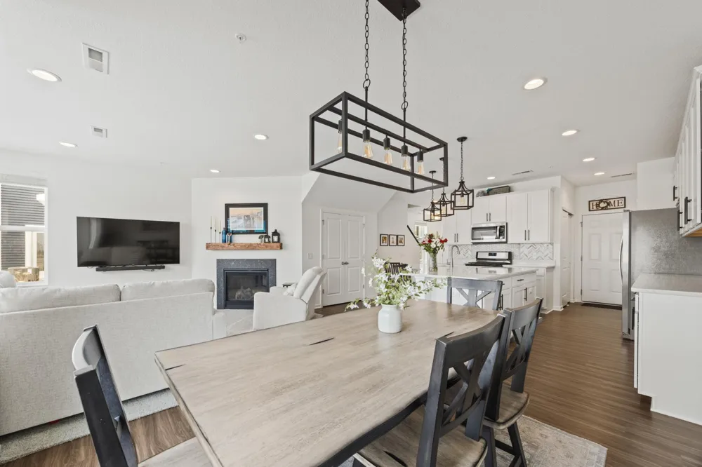 7161 Walnut Grove Way Maple Grove, MN 55311
