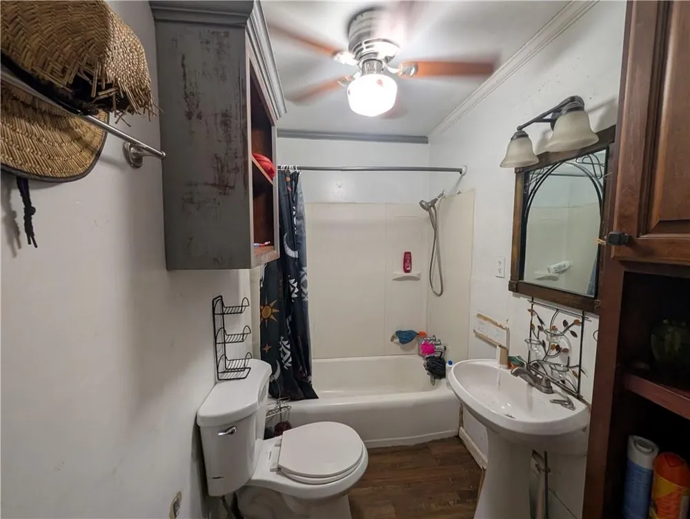 144 Hales Landing Road Bainbridge, GA 39817