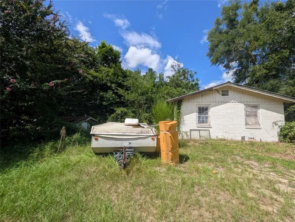 144 Hales Landing Road Bainbridge, GA 39817