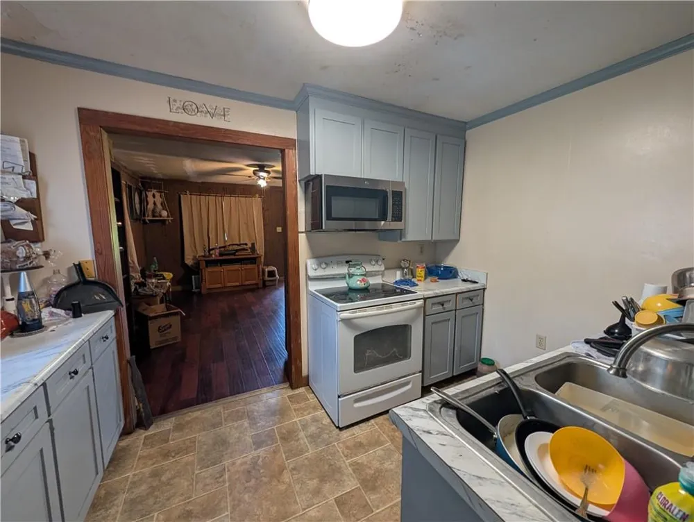 144 Hales Landing Road Bainbridge, GA 39817