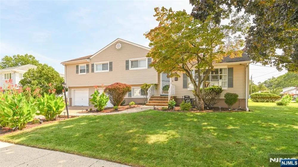 145 Sutton Place New Milford, NJ 07646