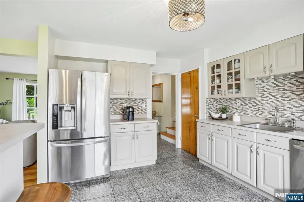 145 Sutton Place New Milford, NJ 07646