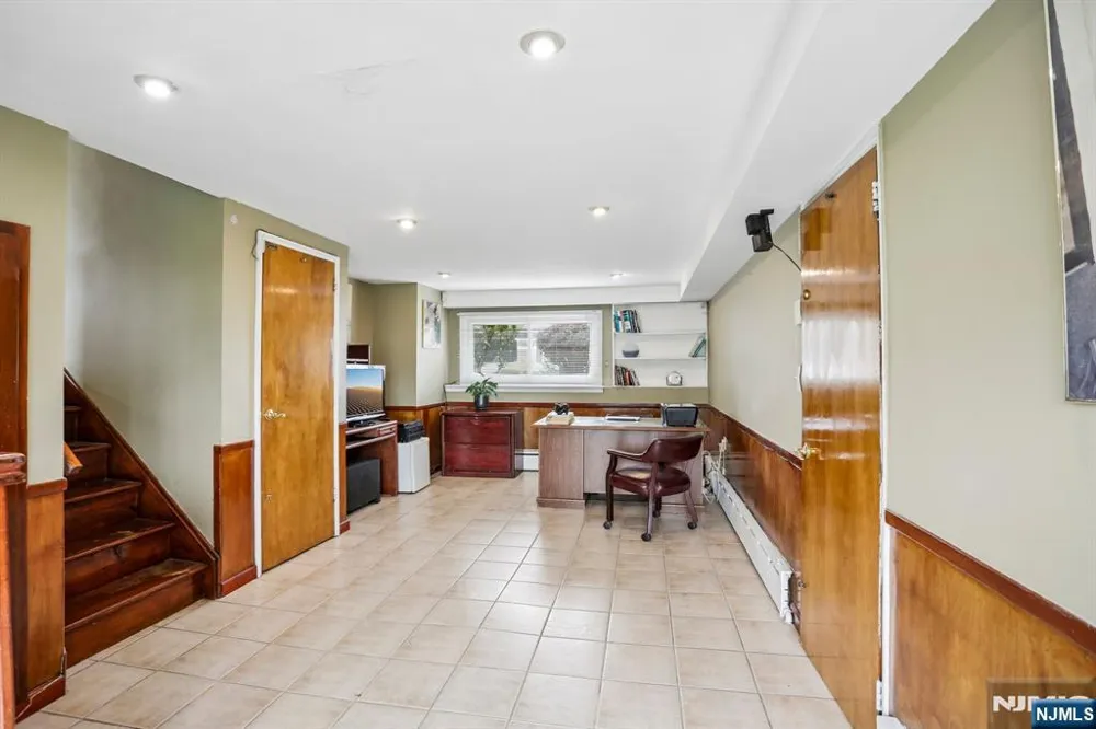 145 Sutton Place New Milford, NJ 07646